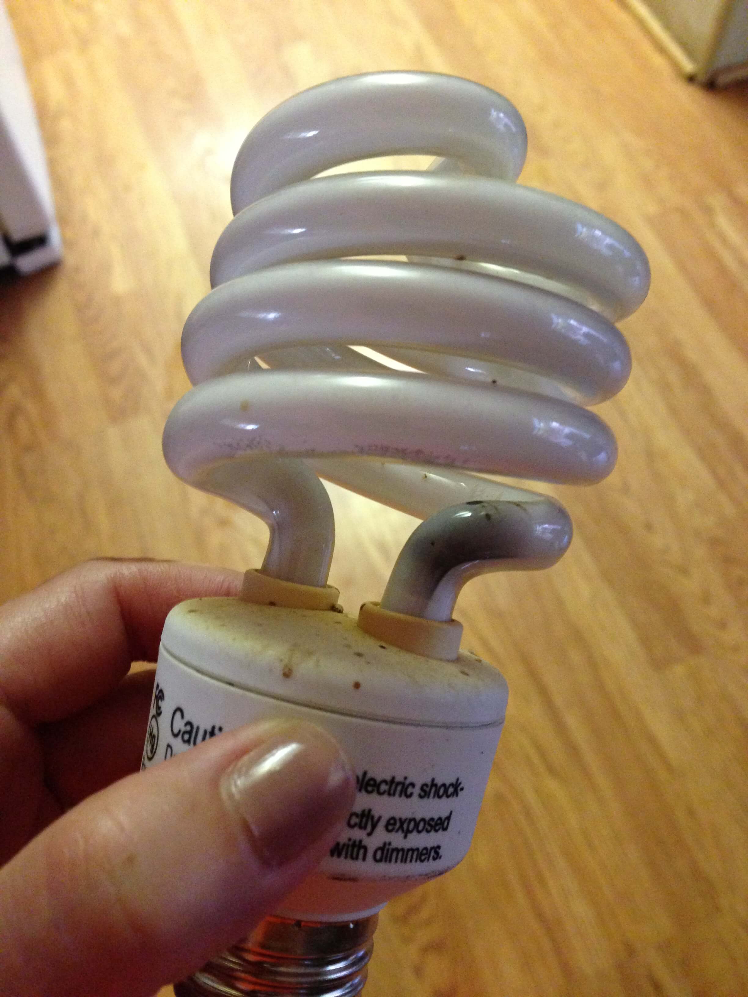 How our house almost burned down because of a CFL bulb