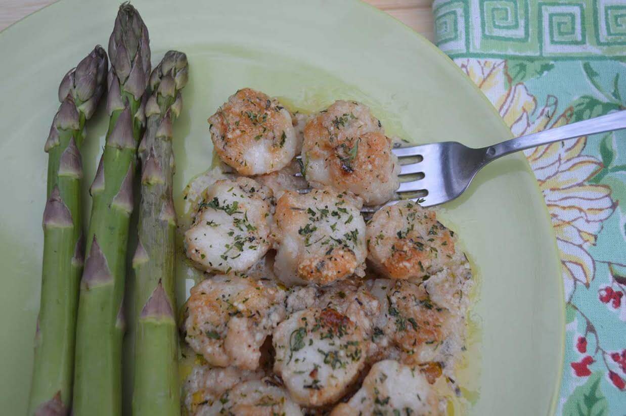 Baked Scallops with Parmesan