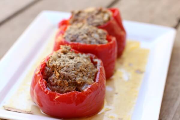Slow Cooker Stuffed Peppers - a totally simple meal!