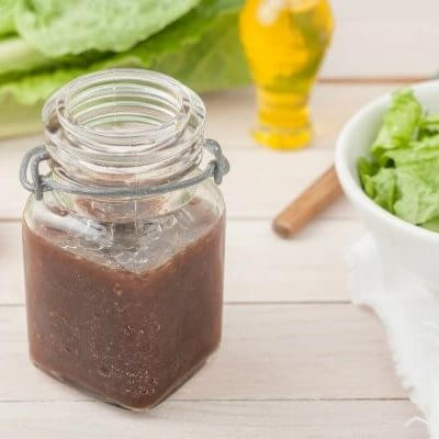 Homemade balsamic vinaigrette & an anti-inflammatory salad